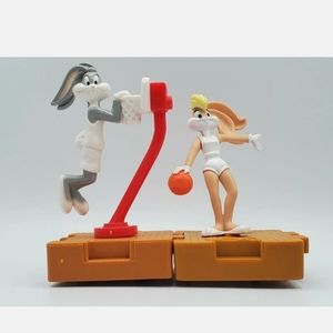 McDonald's Looney Tunes Space Jam 4 connecting pieces.